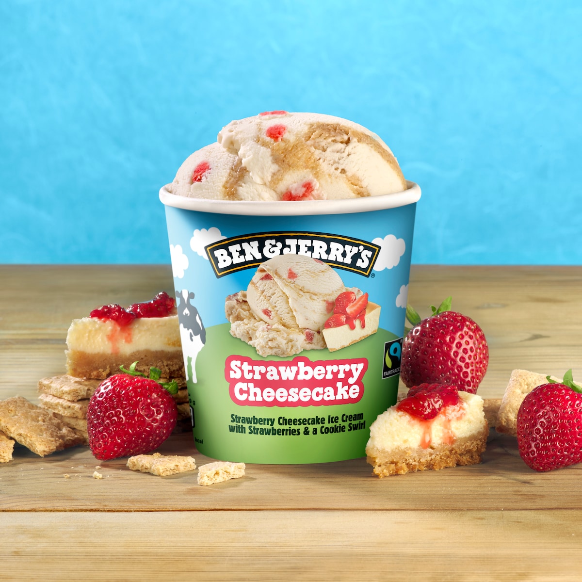 Strawberry Cheesecake Ice Cream - Tub 2 / 4
