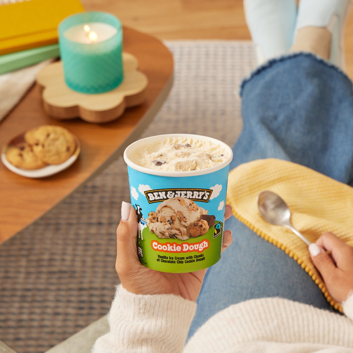Shhh! 8 Ways to Sneak a Scoop On Your Special Day