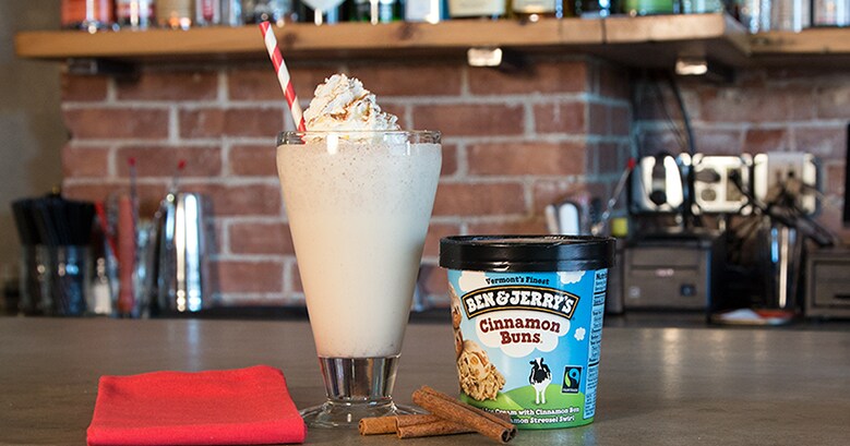 Buzzed cinnamon buns shake