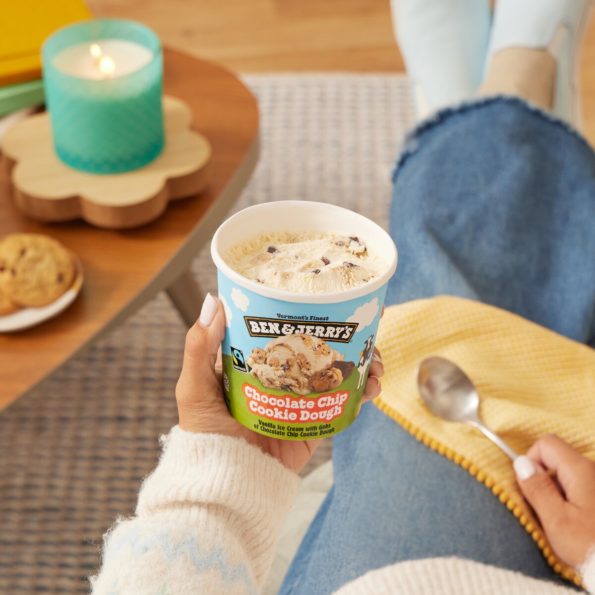 Shhh! 8 Ways to Sneak a Scoop On Your Special Day 