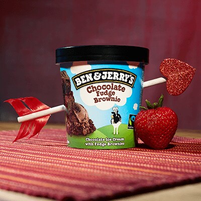 Chocolate Fudge Brownies with an arrow going through it